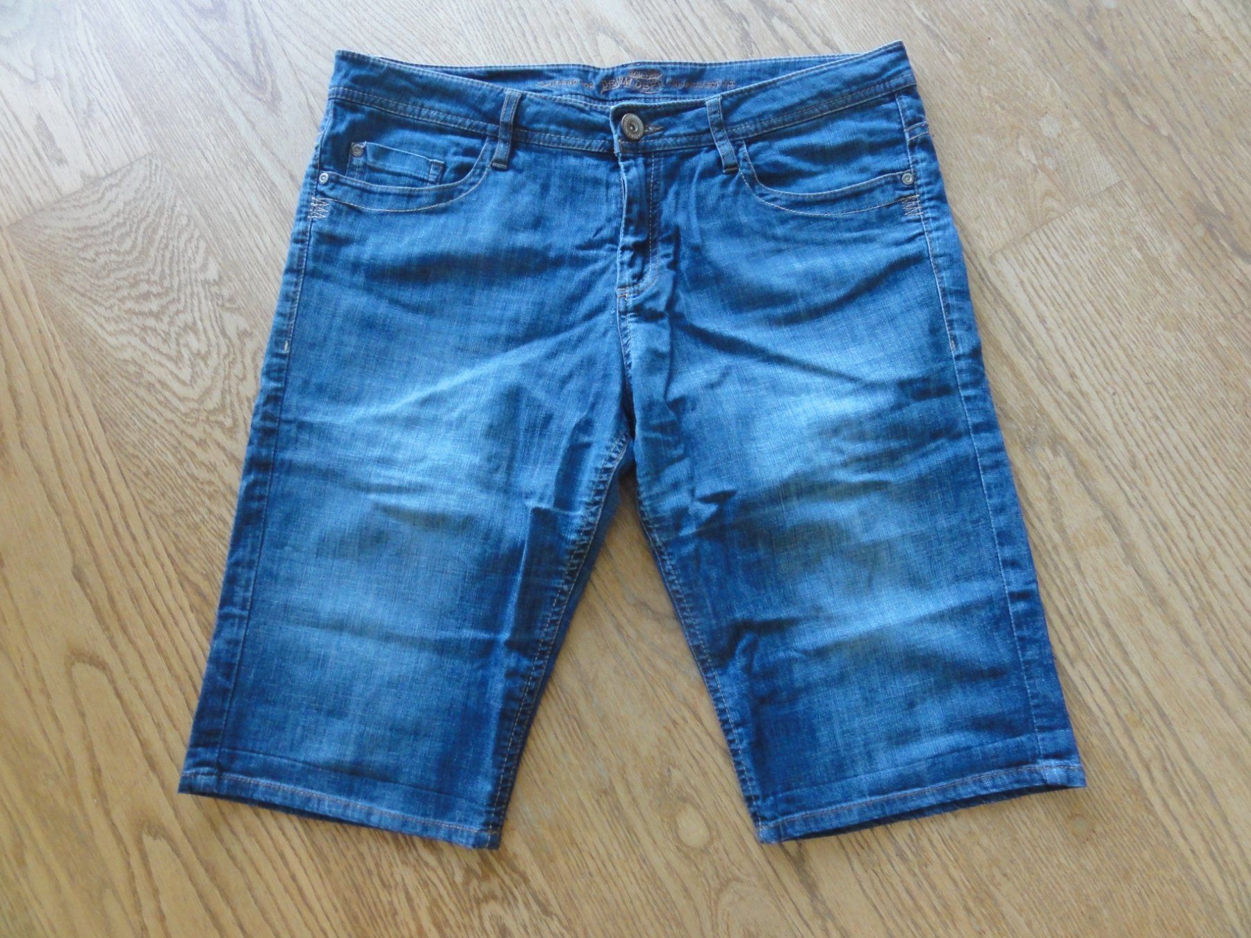 S.Oliver Jeans: Jeans-Shorts, S. Oliver, Gr. 42 – Usato da Riedholz venduto da Taweva