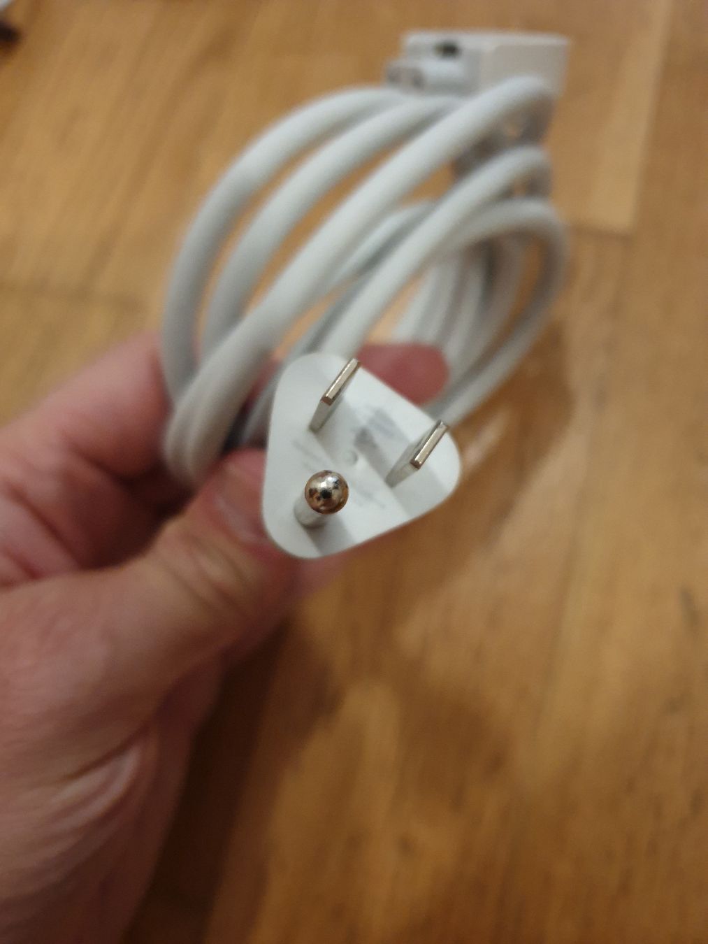 Apple Cavi: Apple MagSafe Ladekabel 012 – Usato da Ittigen venduto da Ziok187 1