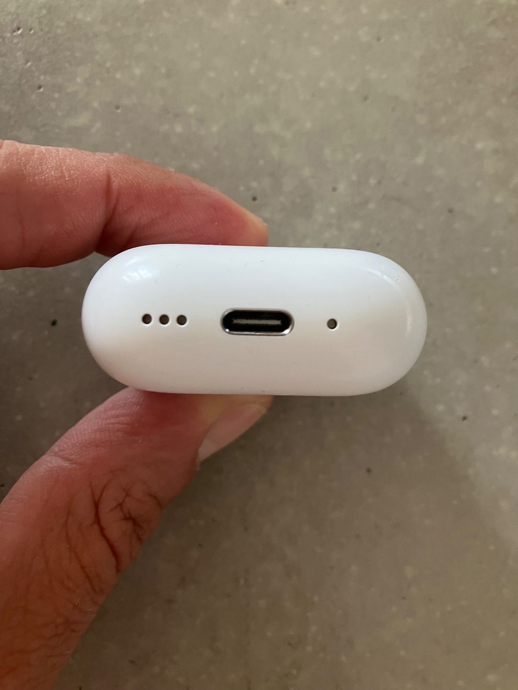 Apple Kopfhörer: APPLE AIRPODS 4 CASE ANC – Gebraucht aus Lausanne von mr.v 7