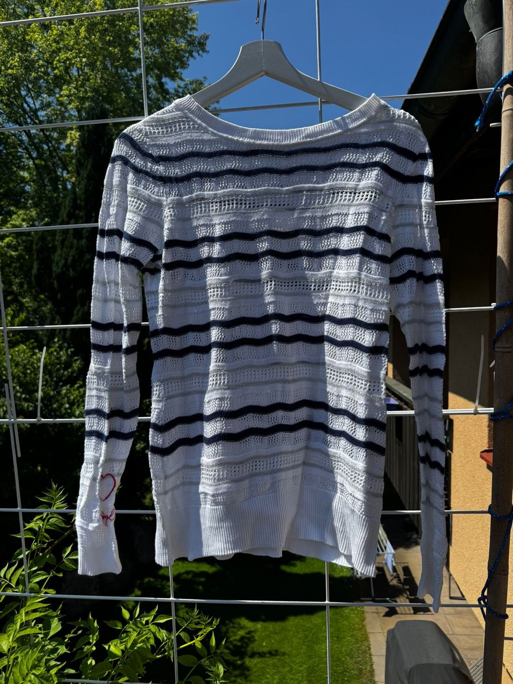 Desigual Pulls & Sweat-shirts: Desigual Pullover, Gr. M – D'occasion à Egg b. Zürich par Brocki_Insel_Egg