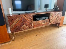 Très beau meuble TV PFISTER, très bon état