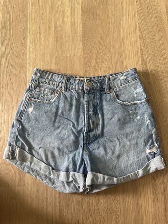 Hotpants, Stradivarius Gr. 36