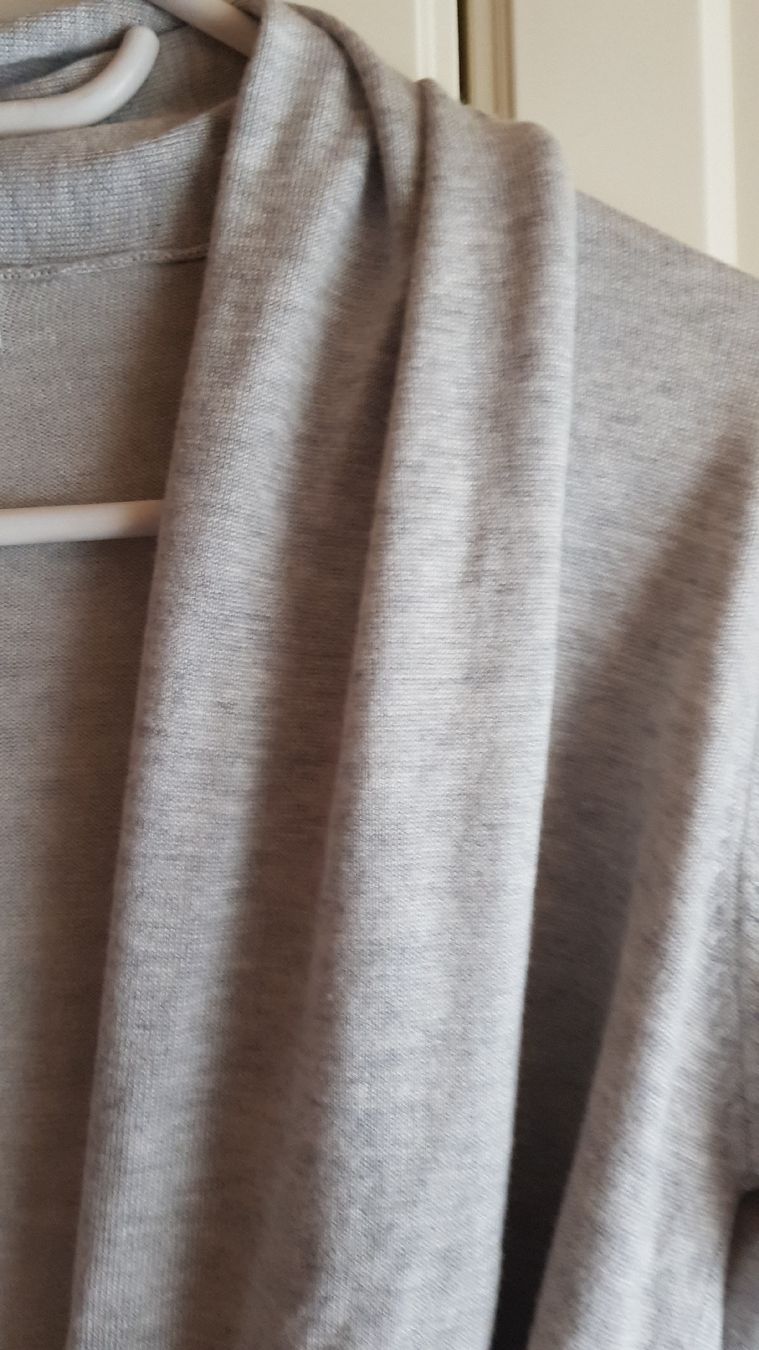 Zara Jacken: Strickjacke Zara Gr S hellgrau meliert – Neu (gemäss Beschreibung) aus Menznau von Valinor 1