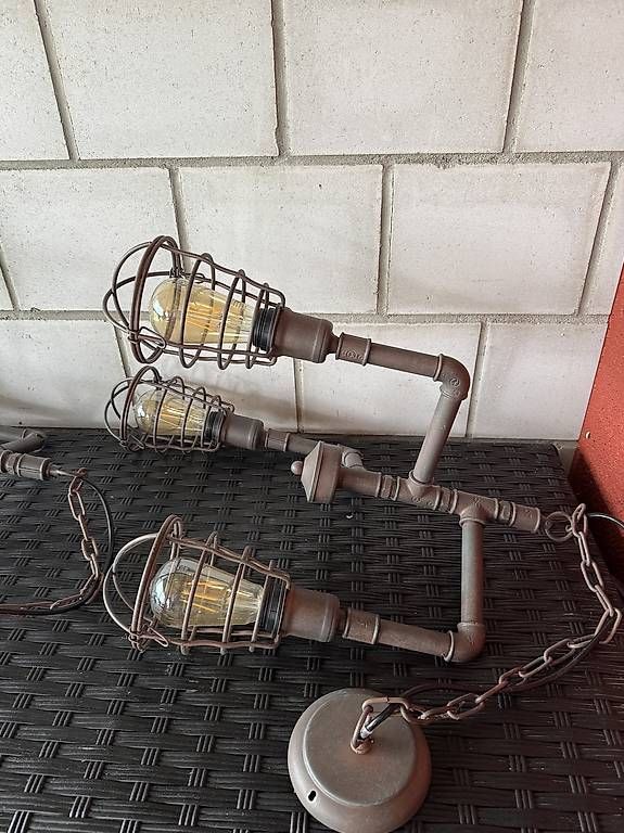 Lampade: 2 Lampes design industriel Eglo – Usato da Vicques venduto da JU_2824 3