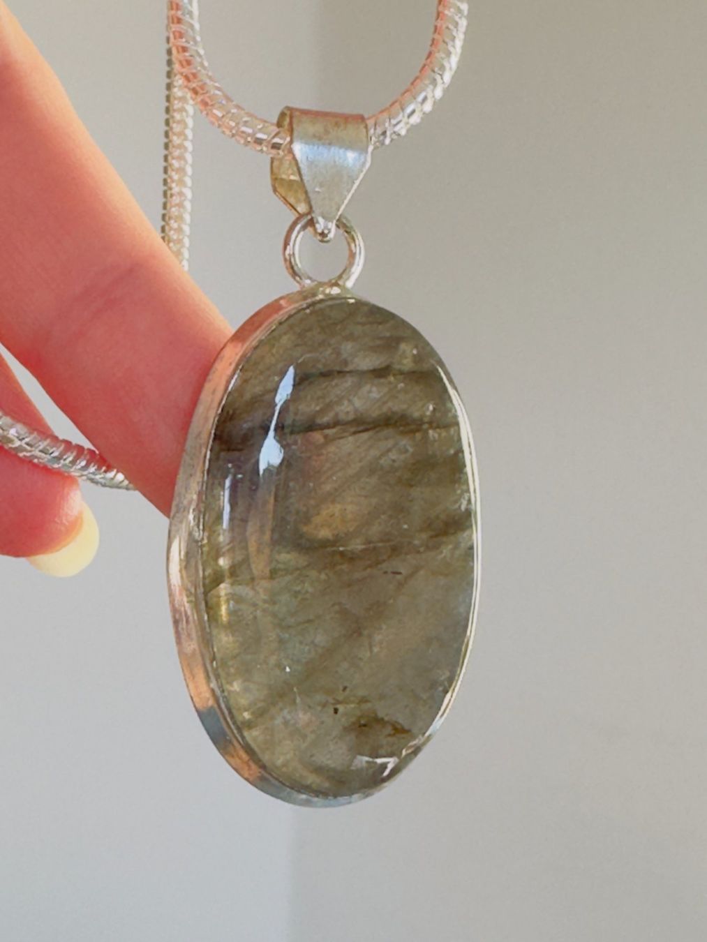 Catenine: Labradorite Gemstone Handmade necklace – Nuovo e nell'imballaggio originale da Genève venduto da AGBERG 1