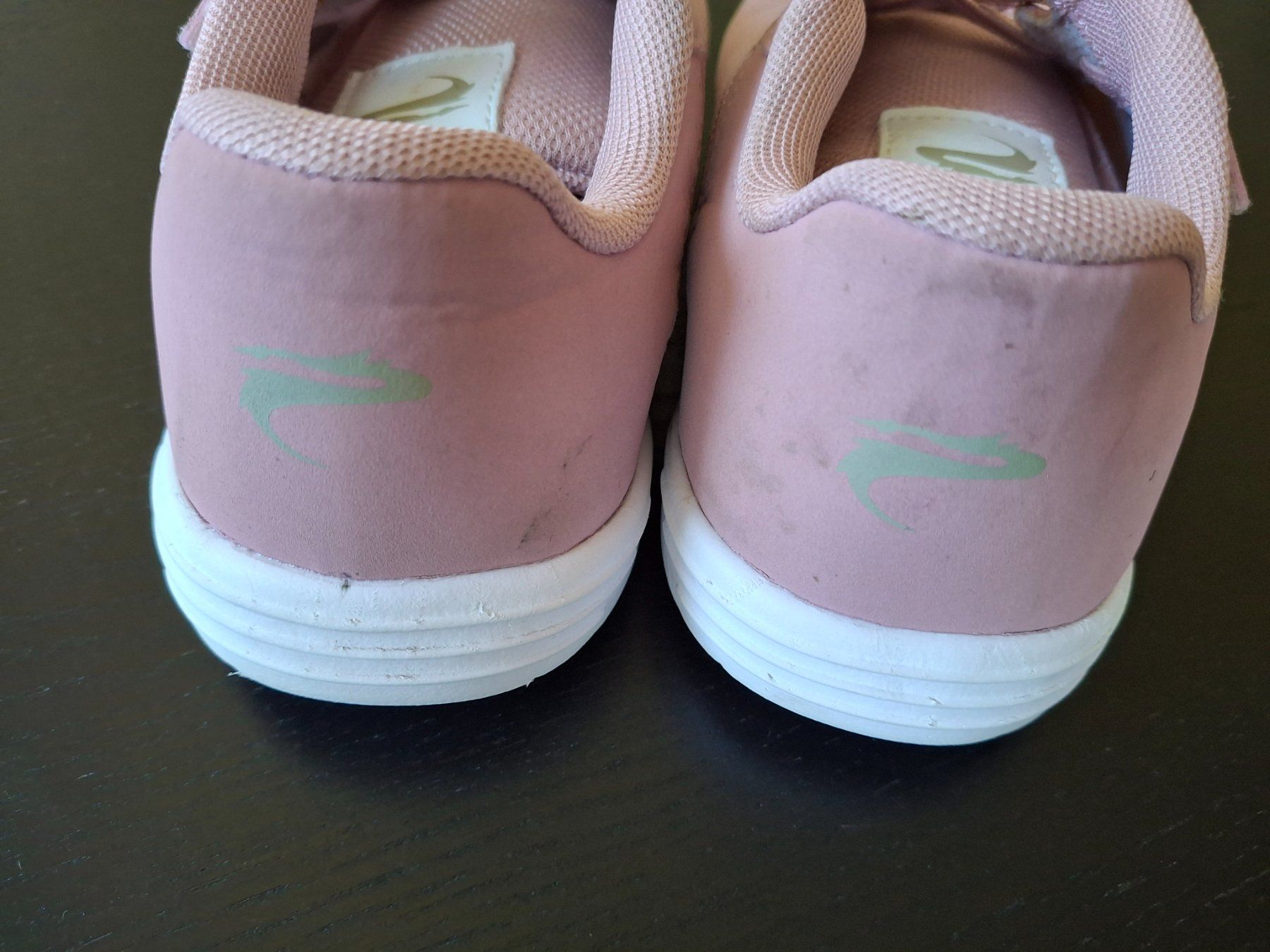 Scarpe per ragazze: Turnschuhe von Garceland Grösse 31 – Usato da Wiesendangen venduto da troawus 4