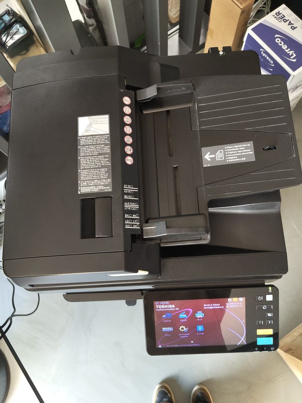 Stampanti: Toshiba e-STUDIO 2000AC Farb-Multifunktionsdrucker und Toner – Usato da Schocherswil venduto da Jampadoo 4