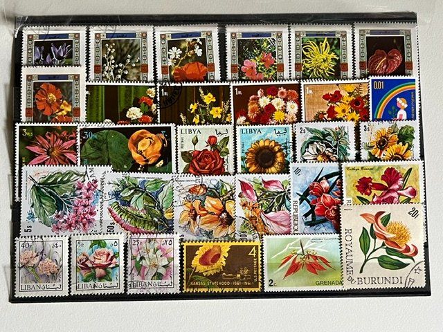 Tutti i francobolli: 30 timbres différents thématique fleur n°2 – Usato da Satigny venduto da buc_d7s5