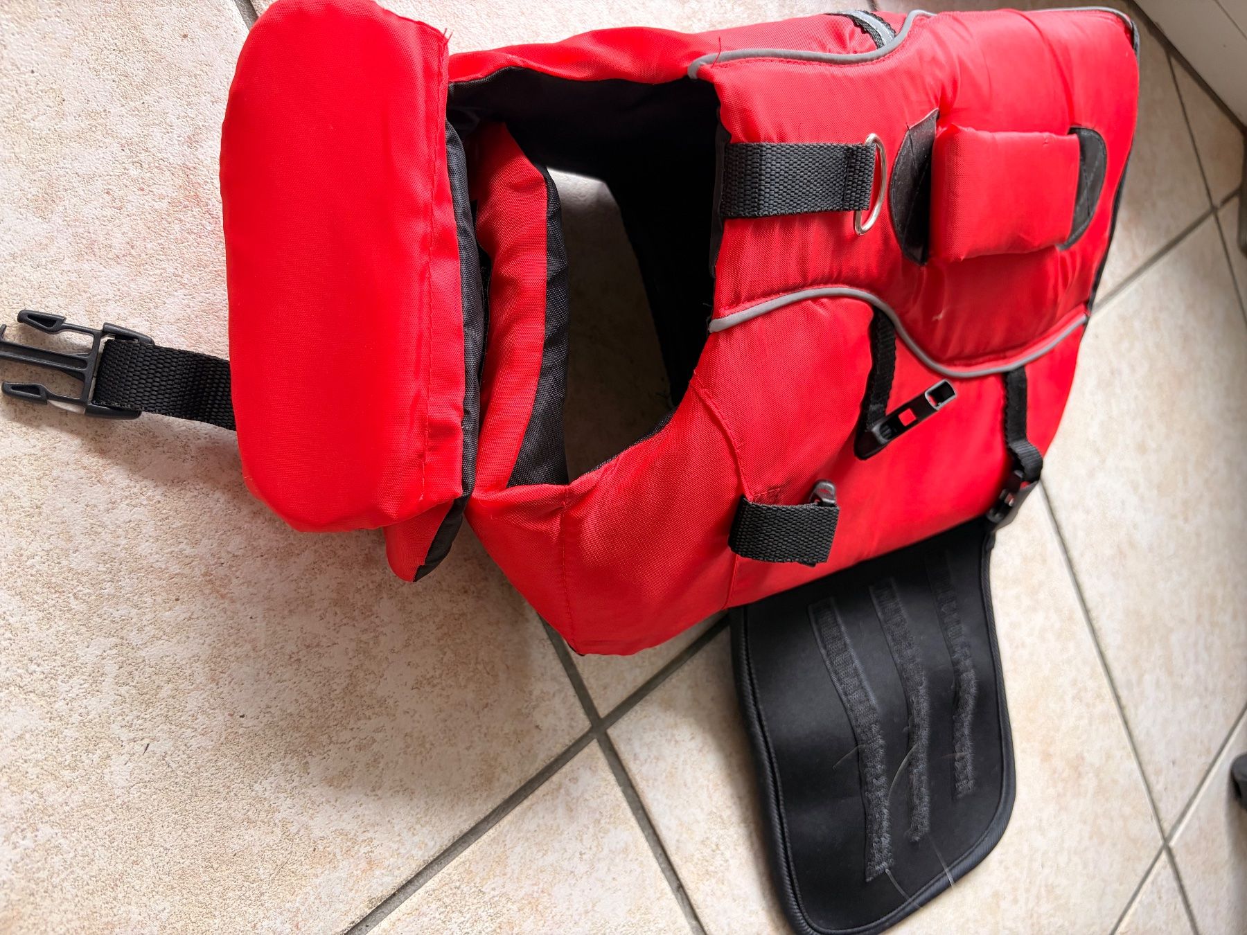 Giubbotti di salvataggio: schwimmweste für Hunde. Medium , Small – Usato da Aarburg venduto da Mel_zs28 2