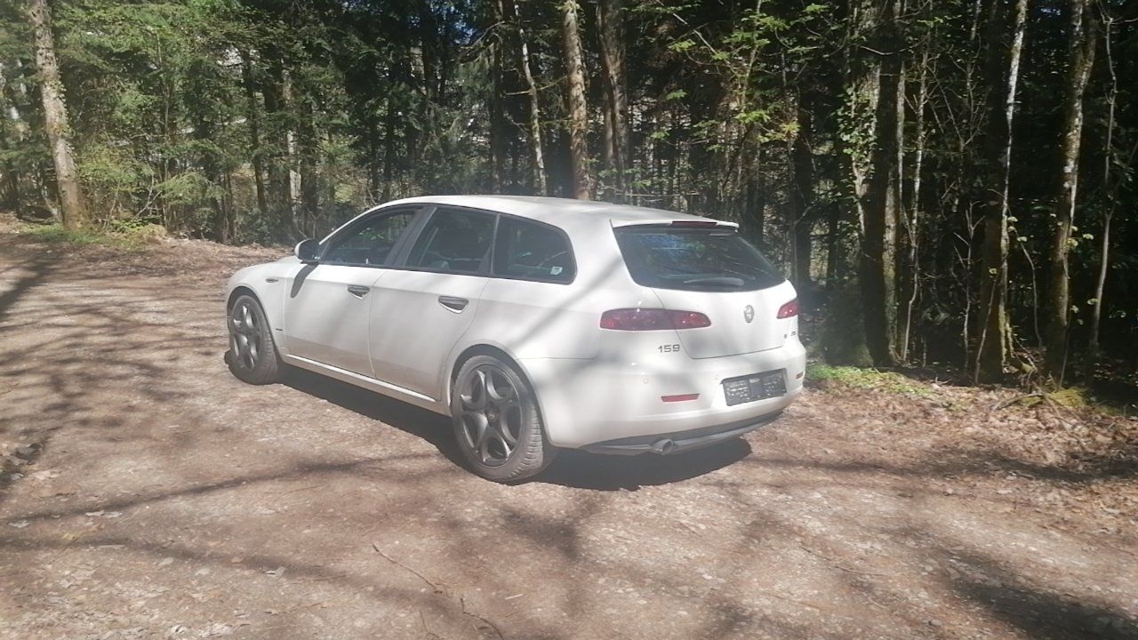Alfa Romeo Autos: Alfa 159 1.9 jtd – D'occasion à Lignières par syl_9t65