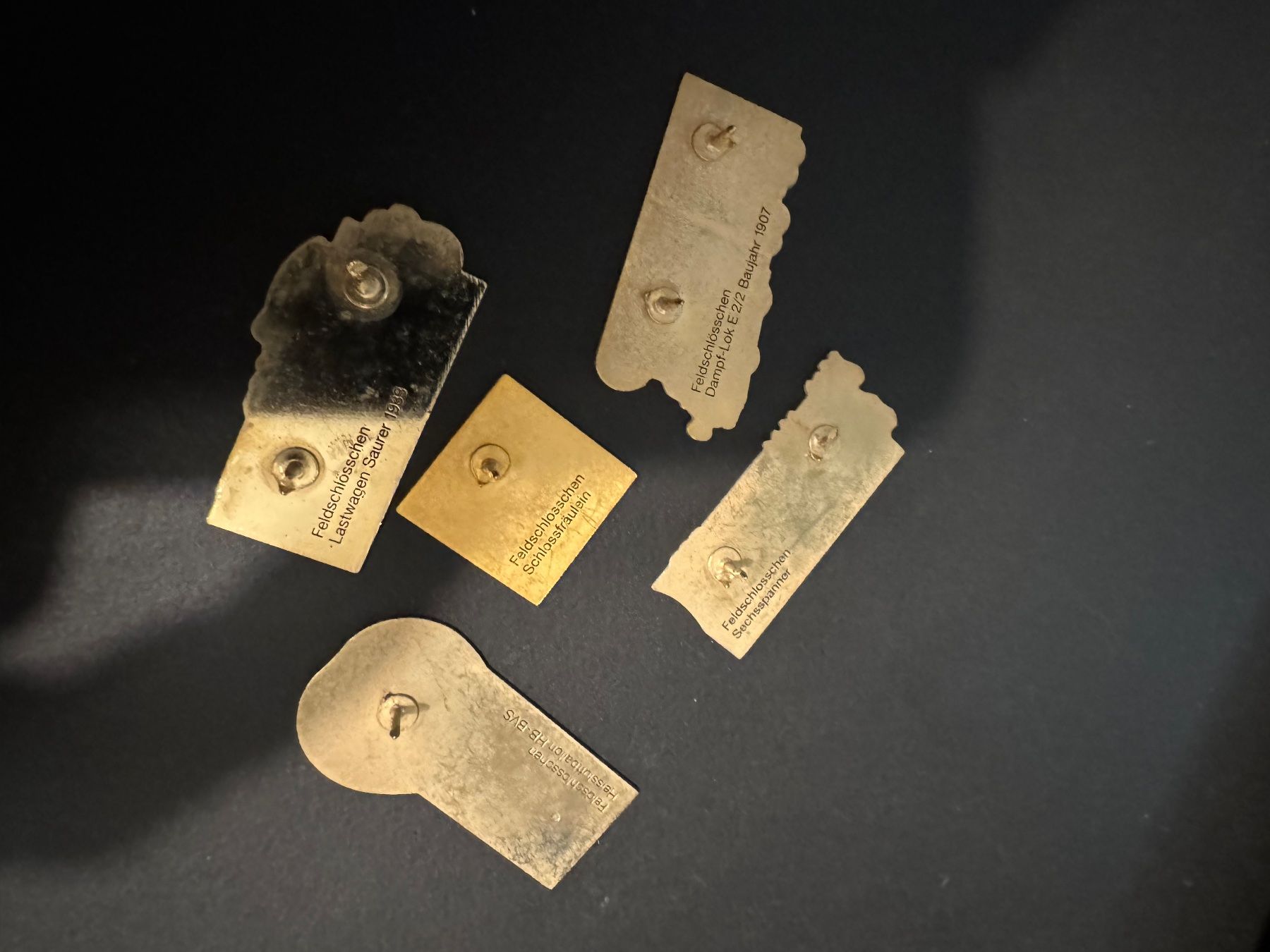 Placchette & Badge: Pin Set Feldschlösschen vollständig – Usato da Galgenen venduto da rub_f6kh 1