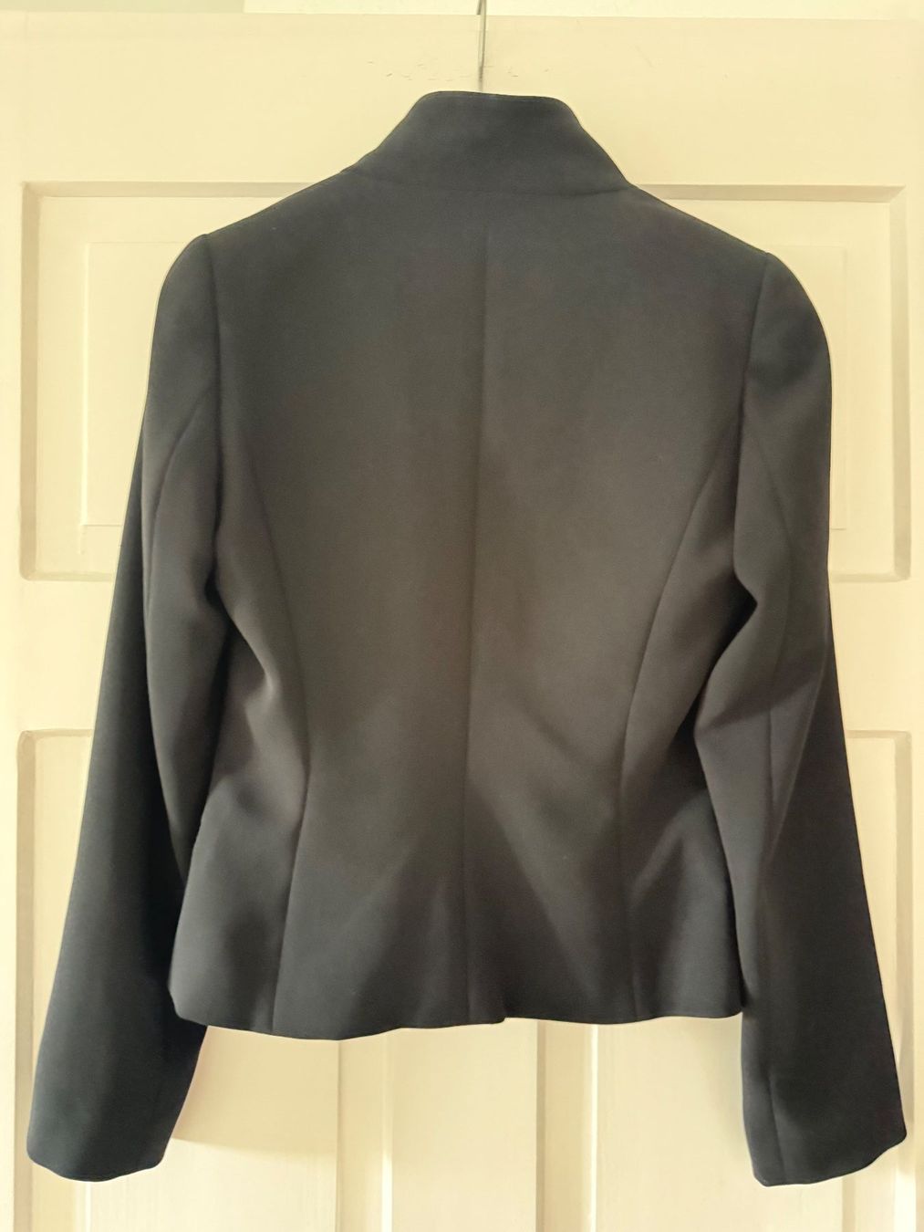 Max Mara Jacken: Elegante schwarze Max Mara Blazer Jacke Gr. 38 – Gebraucht aus Horgen von tsp_qr5b 1