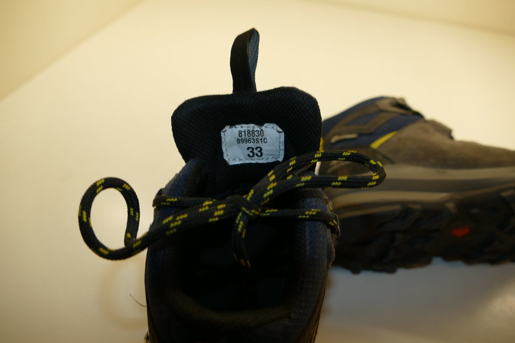 Scarpe per ragazzi: Quechua: Kinder-Wanderschuhe Gr. 33 – Usato da Niederhasli venduto da Flash32 5