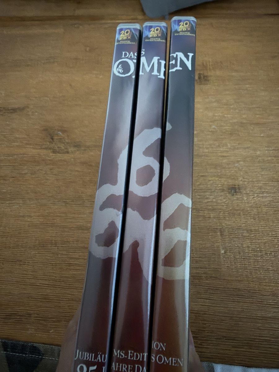 Tutti i DVDs: Das Omen Trilogie 📀 – Usato da Oftringen venduto da ste_mp2b