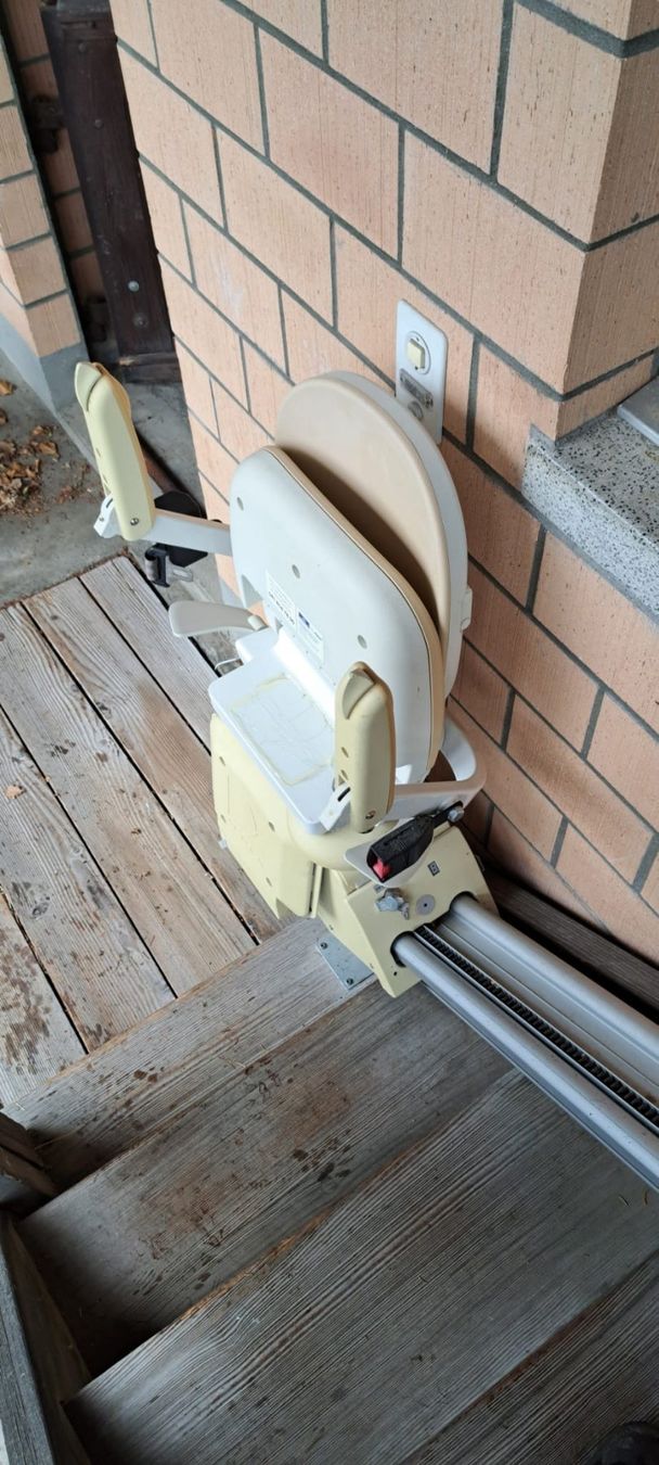 Attrezzature mediche: Treppenlift Rigert – Usato da Mamishaus venduto da Daniel49 3