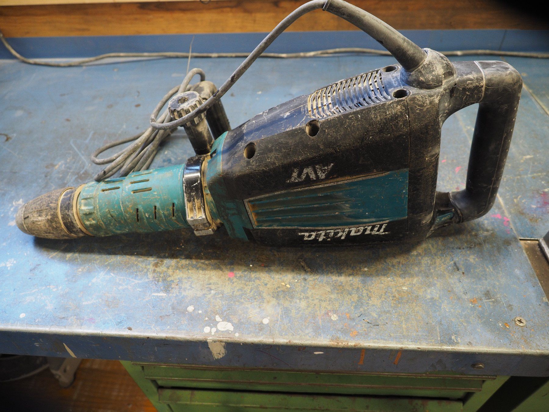 Makita Alle Maschinen: Spitzhammer – Gebraucht aus Arboldswil von Alexis46 1