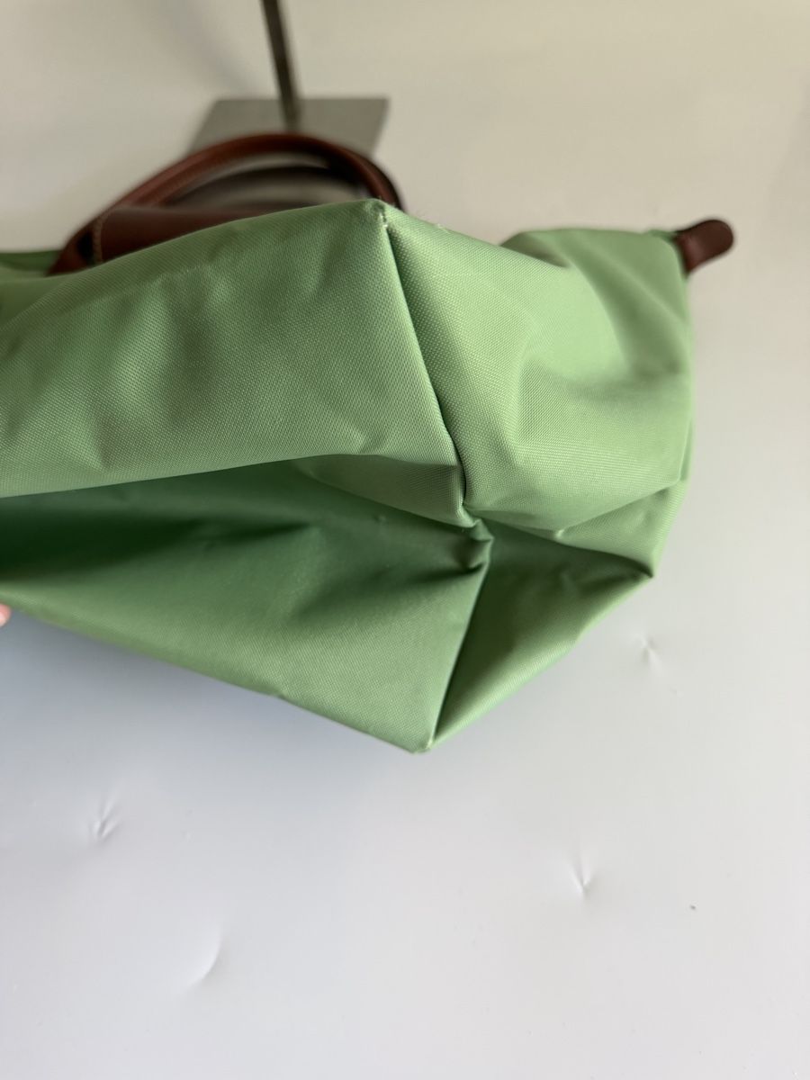 Longchamp Taschen für Damen: Original Longchamp Le Pliage M Grün – Gebraucht aus Vionnaz von b_f_d_r_g 3