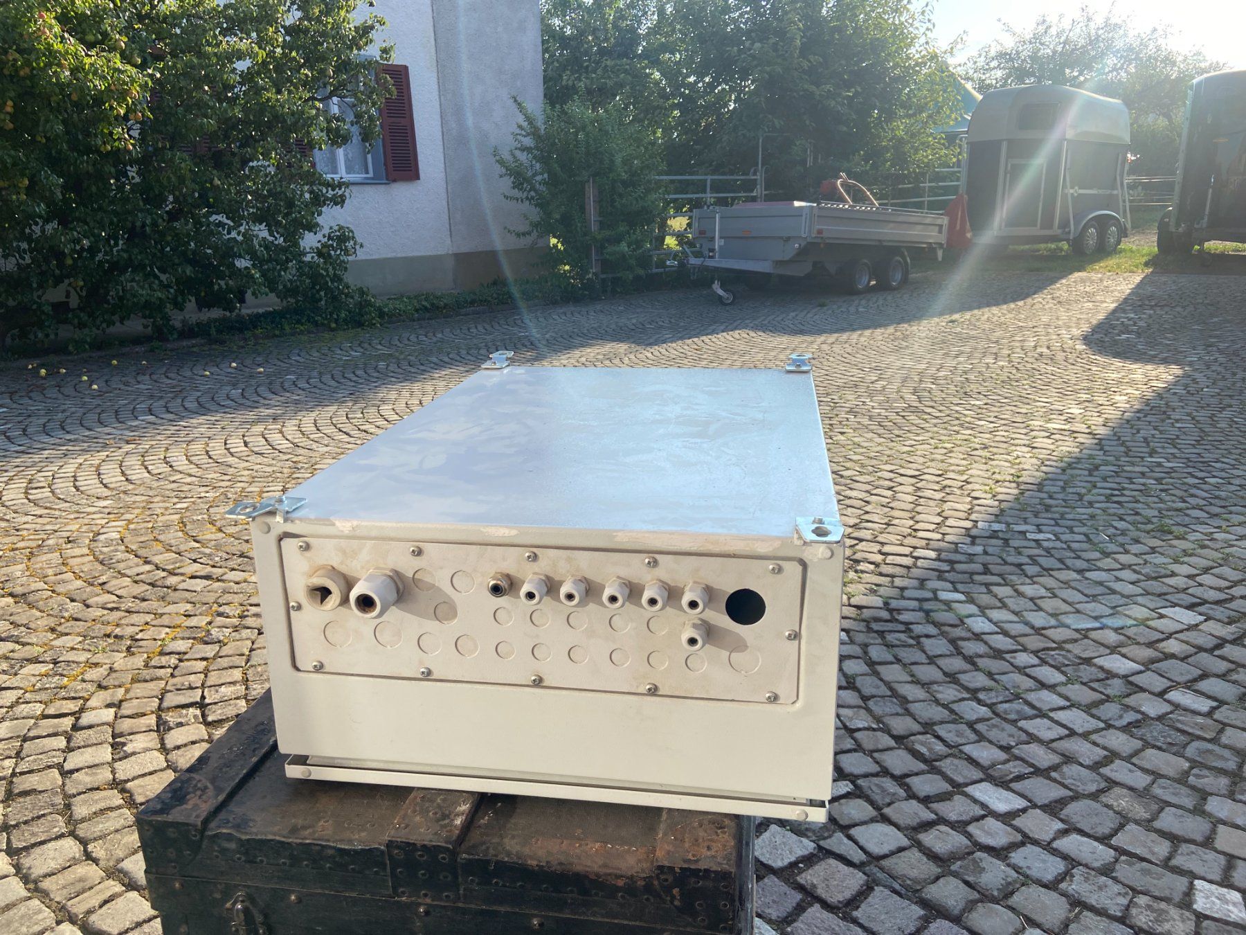 Alimentation électrique: Elektrosteuerkasten – D'occasion à Uetendorf par trabit 7