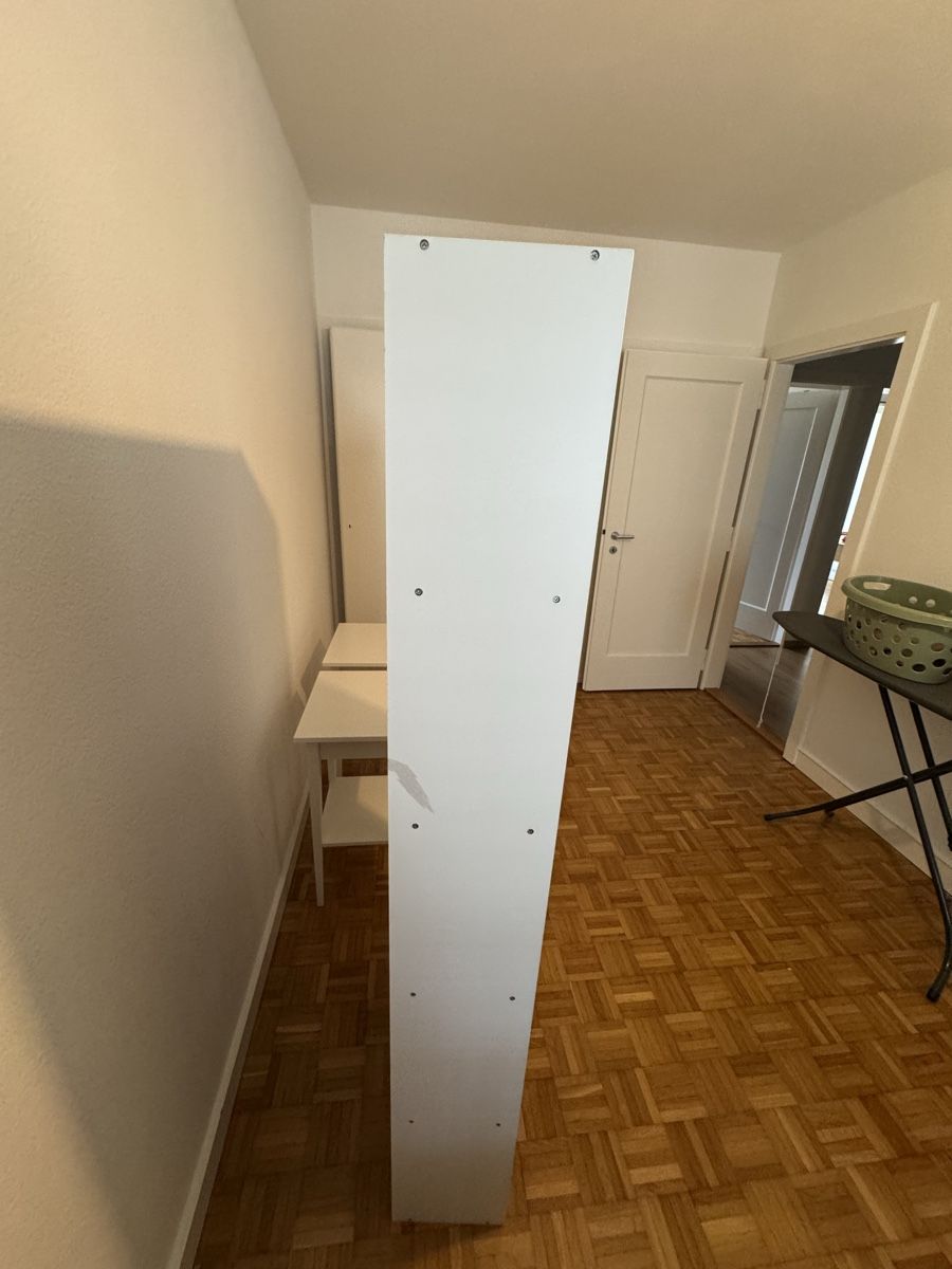 Scaffali: White Bookshelf 5 Shelves Good Condition – Usato da Neuchâtel venduto da ami_fl7g 1