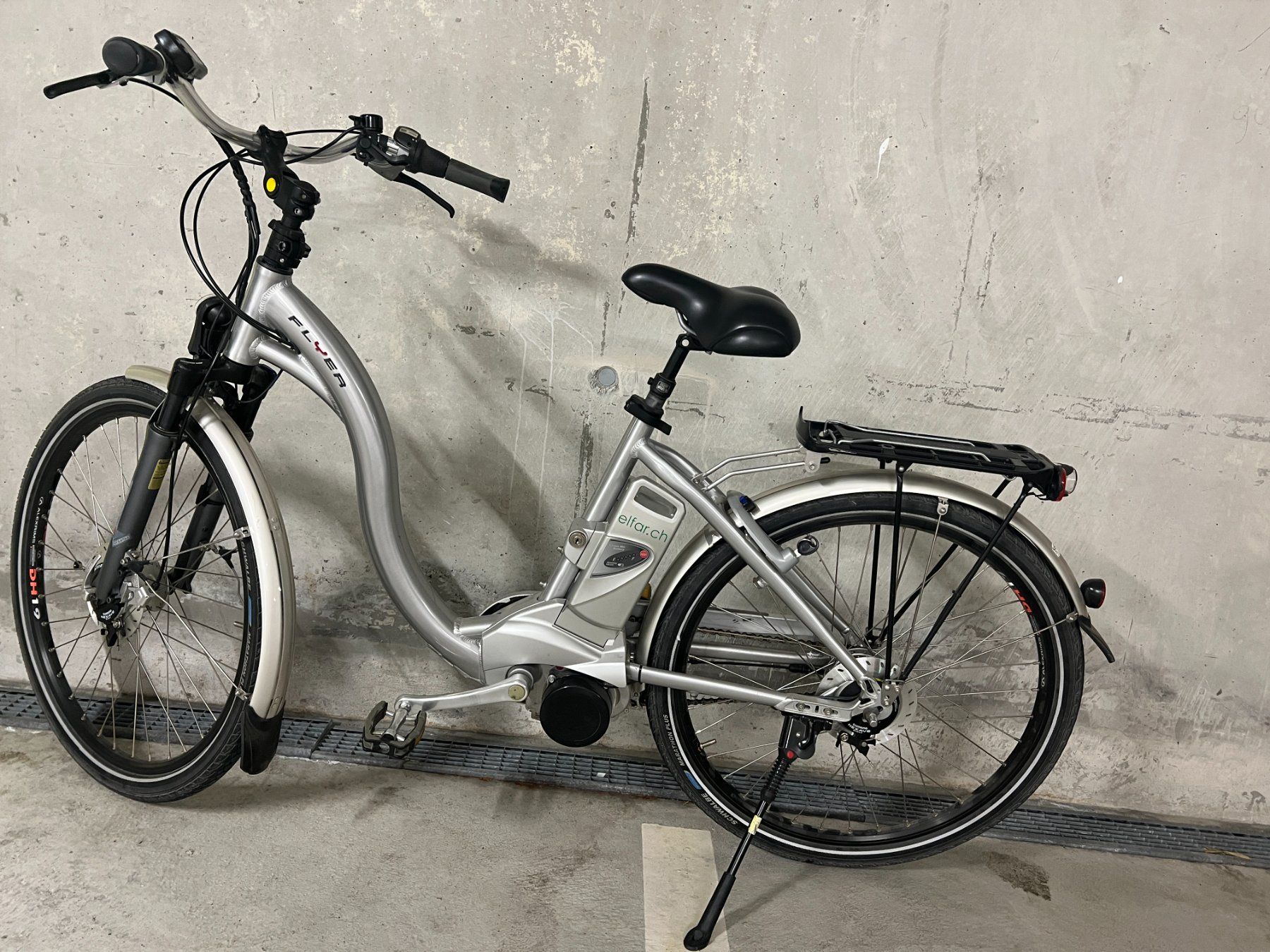 Flyer Vélos: E-Bike Flyer Tiefeinsteiger – D'occasion à Oberentfelden par Bianka1 4