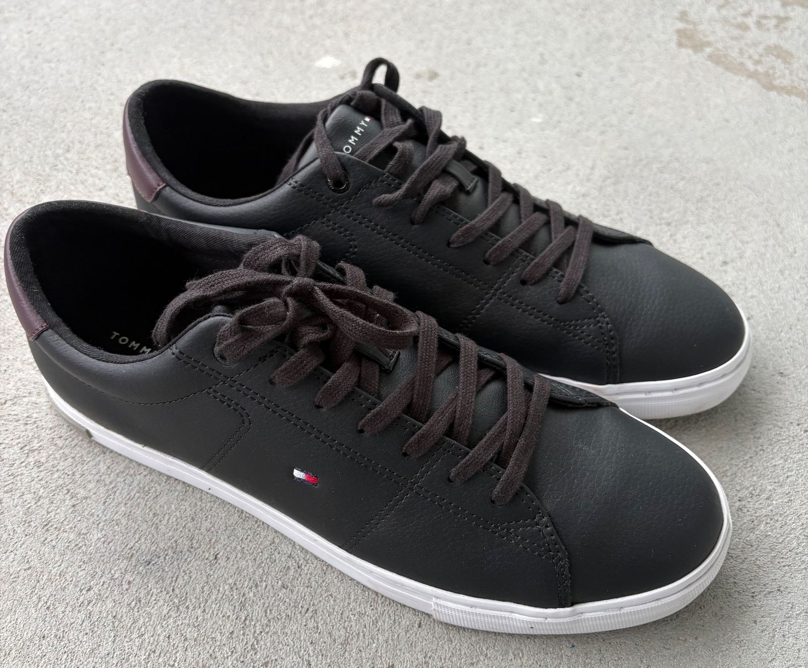 Tommy Hilfiger Herrenschuhe: Tommy Hilfiger Sneaker Gr.44 – Neu (gemäss Beschreibung) aus Zug von RST70JE 1