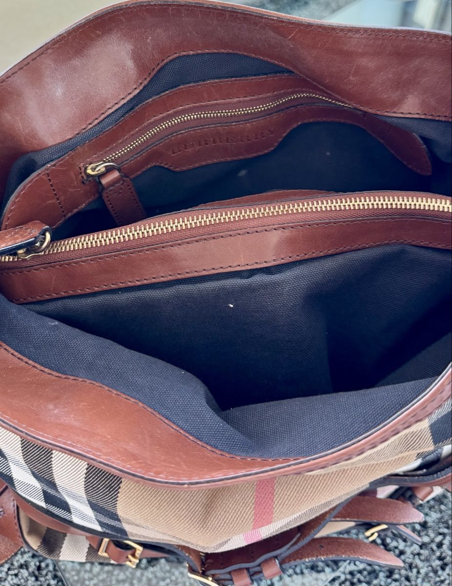 Burberry Borse da donna: Burberry Check Hobo Bag – Usato da Dübendorf venduto da Pink.Blue 5