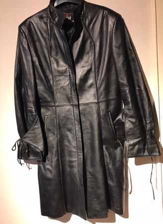 Damen Ledermantel Grösse 40-42/L-XL
