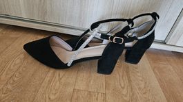 Schwarze Sandalen mit Strass, Absatzschuh, Gr. 39