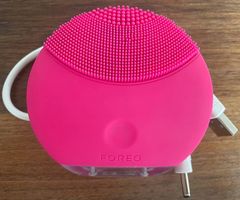 FOREO Gesichtsreinigungsbürste elektrisch