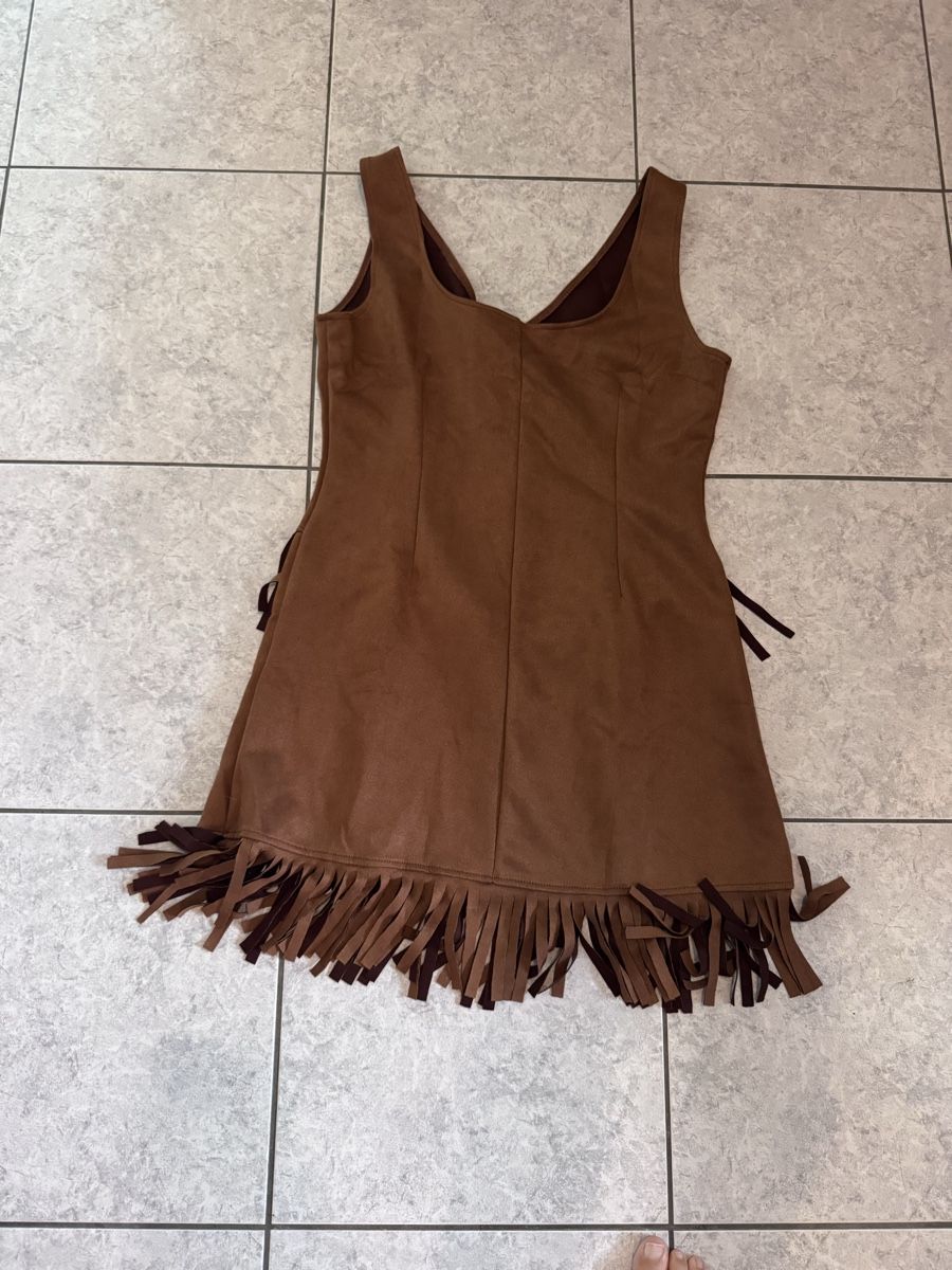 Kleider: Kleid mit Fransen Grösse M neu – Neu (gemäss Beschreibung) aus Muotathal von mianyc 2