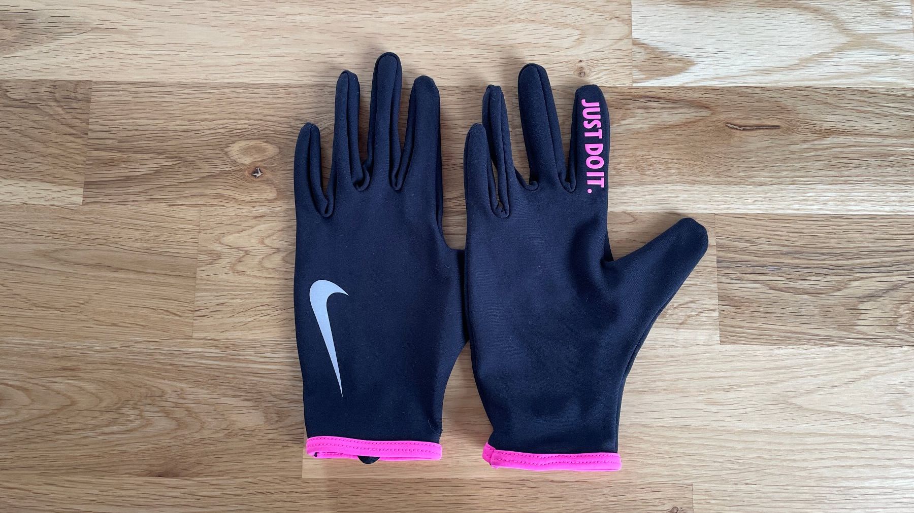 Nike Gants & mitaines : Jogging-Handschuhe Nike – Neuf (Voir description) à Burgdorf par Crown.