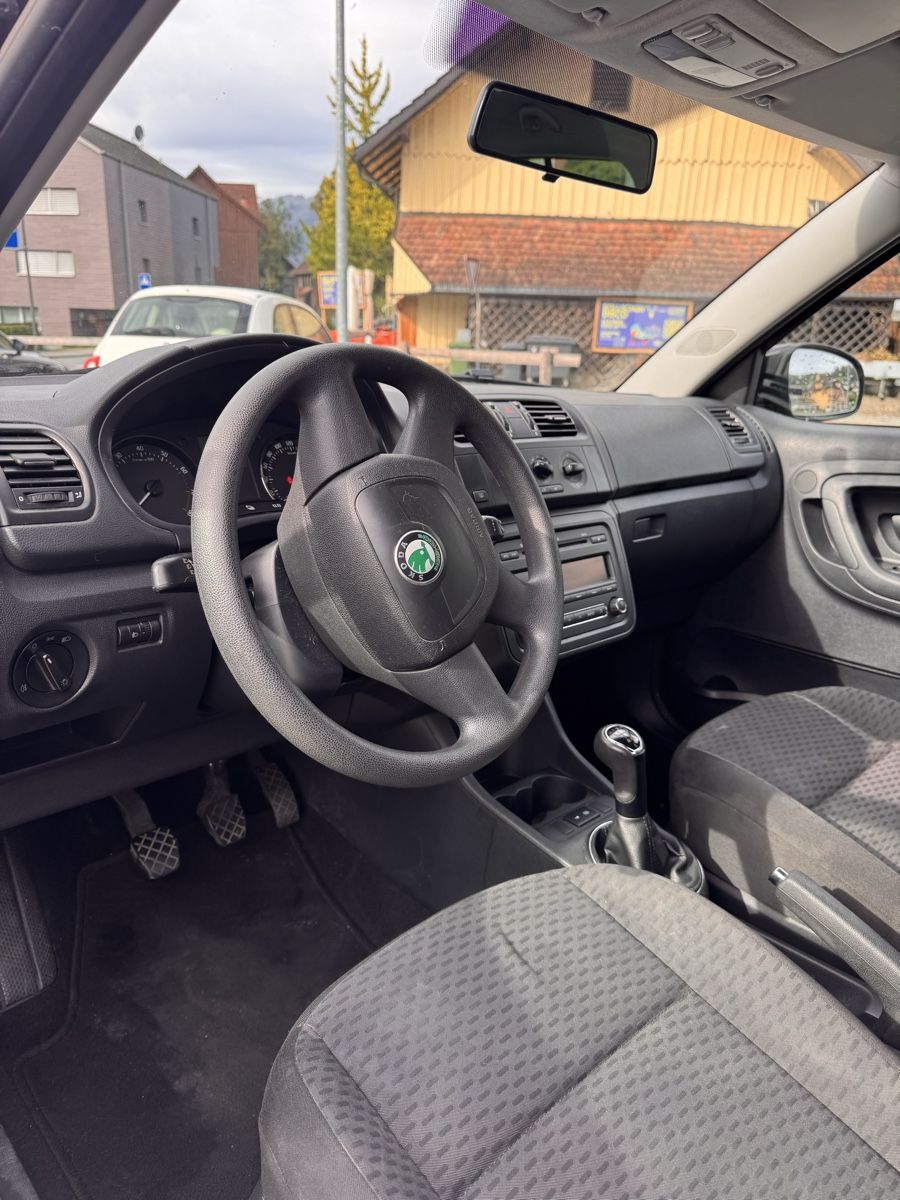 Skoda Automobili: Skoda Fabia 1.2 lt  – Usato da Schaanwald venduto da Super113 4
