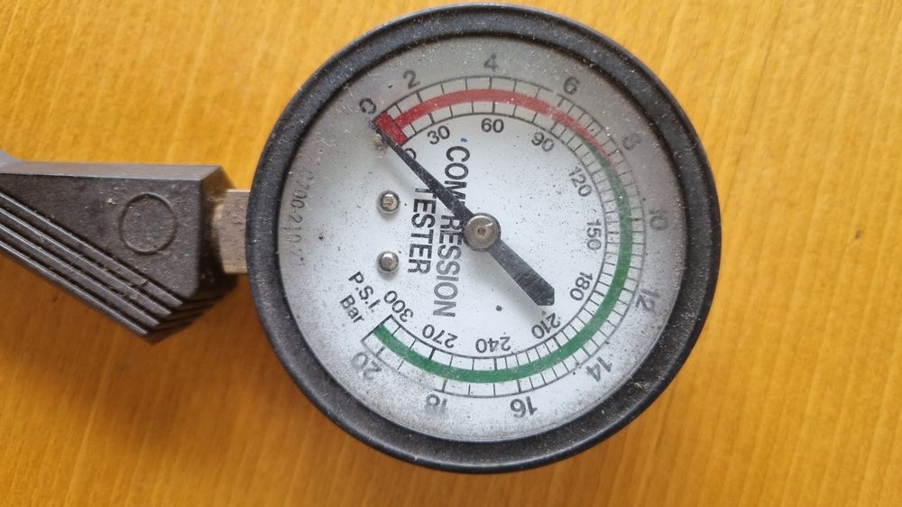 Kompressionsmanometer / manomètre de compression (Gebraucht) in Basel ...