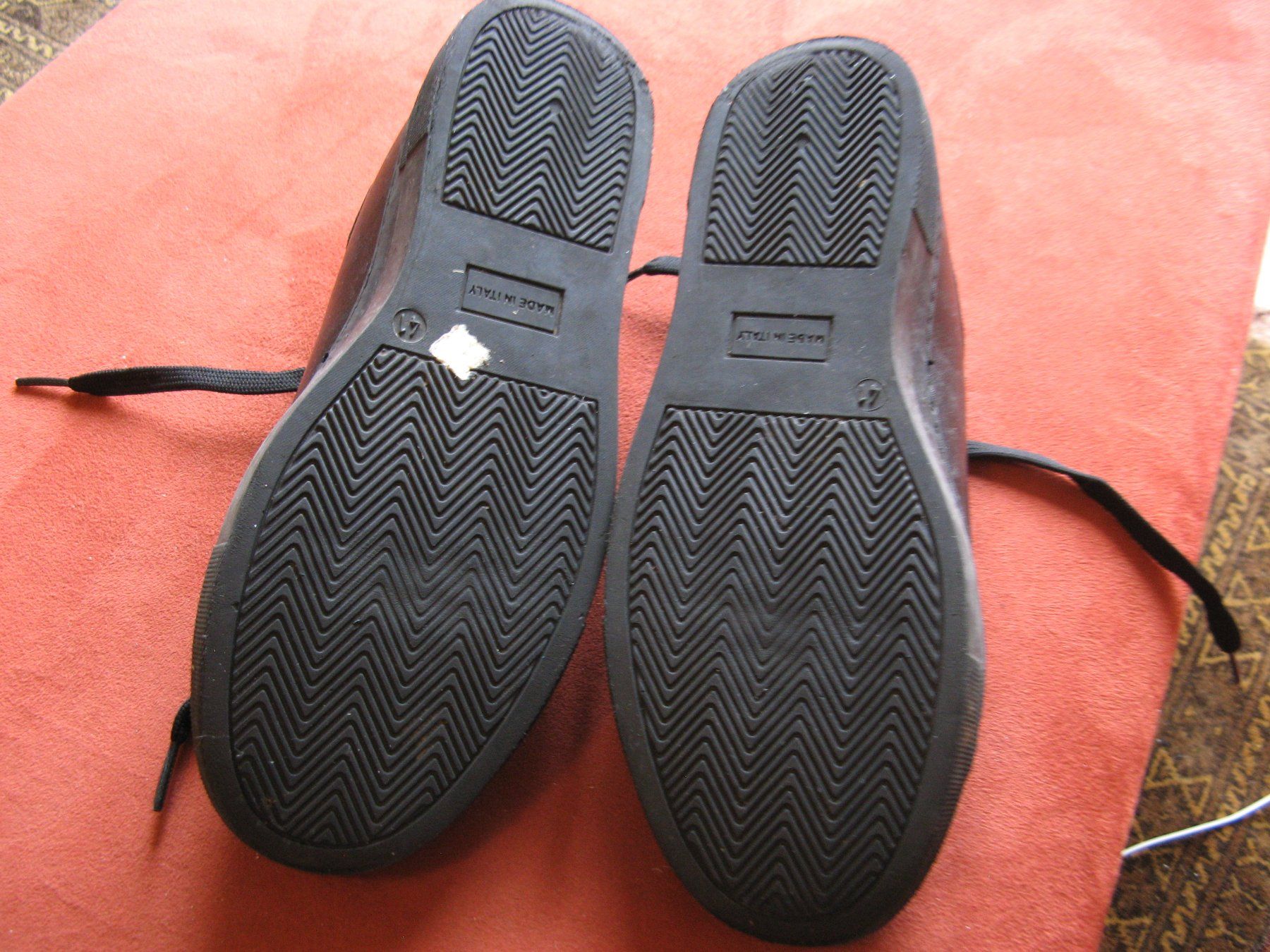Scarpe da donna: Sneakers Gr. 41 Pollini – Usato da Zürich venduto da apil 1
