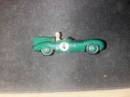 Voiture miniature Dinky Toys Jaguar Type D verte 238