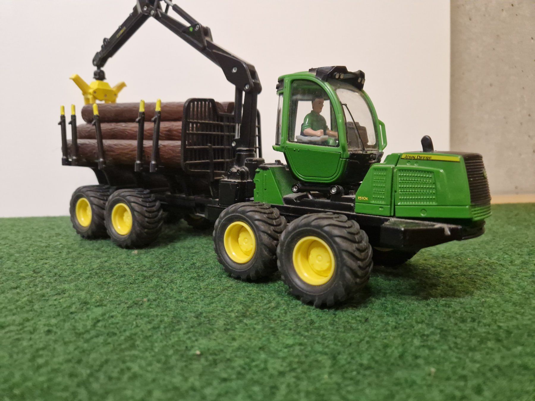 Siku Giocattoli: John Deere Forwarder Siku 4061 in 1:32 – Usato da Thun venduto da ZweifelChipss 2