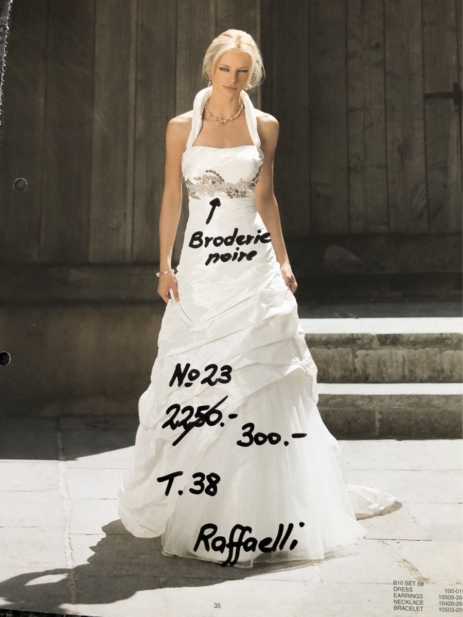 Kleider: Robe de mariée ou autre neuve – Neu und originalverpackt aus Murten von Louis1954 1