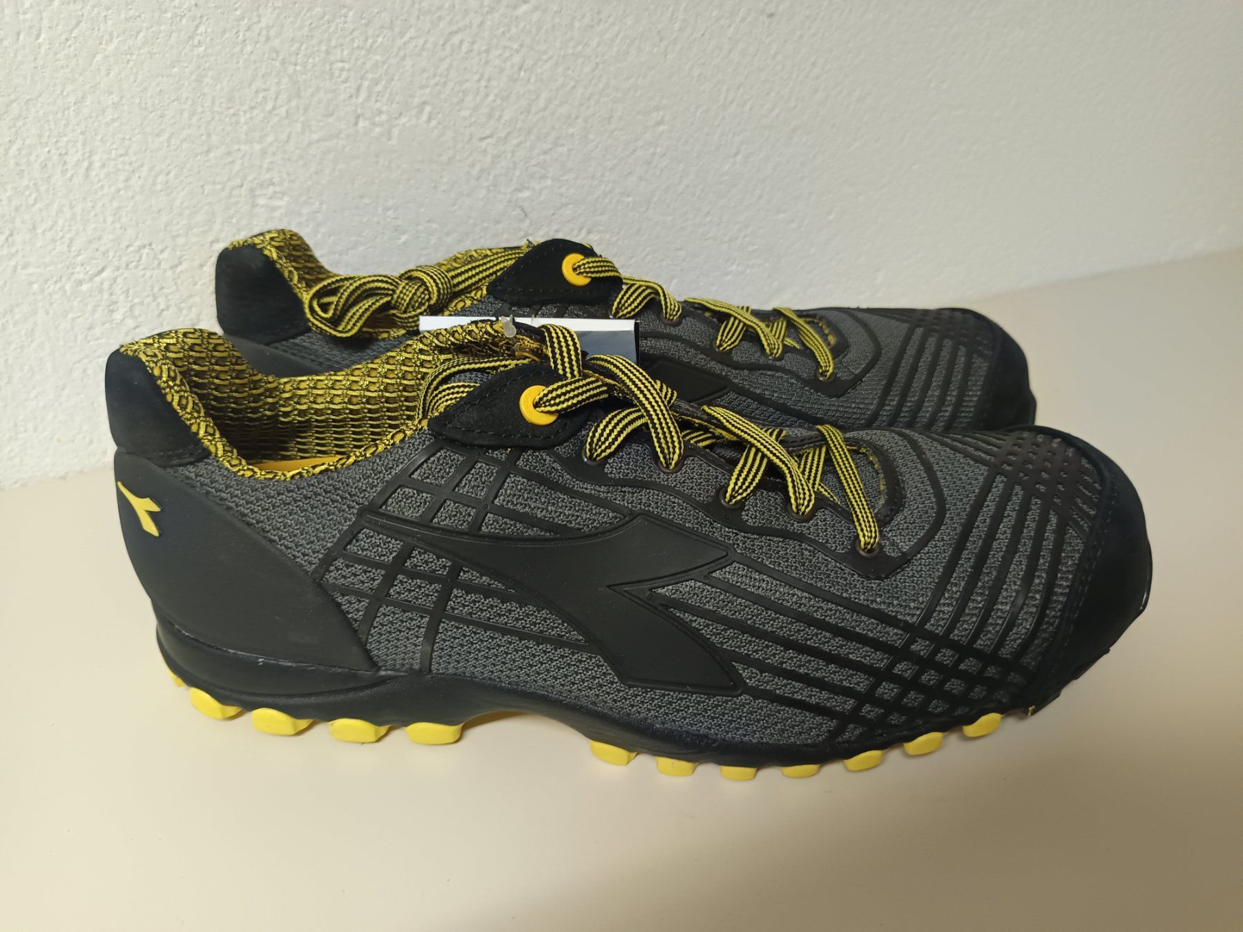 Scarpe da uomo: Neue Sicherheitsschuhe Grösse 46 – Nuovo e nell'imballaggio originale da Rüthi (Rheintal) venduto da Balty 1