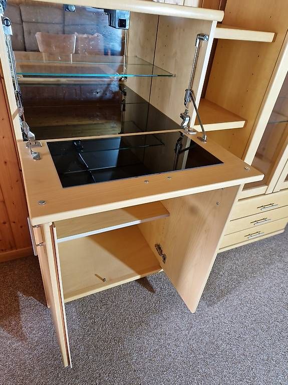 Büffets: Vitrine mit Buffet – Gebraucht aus Grindelwald von jana2094 2