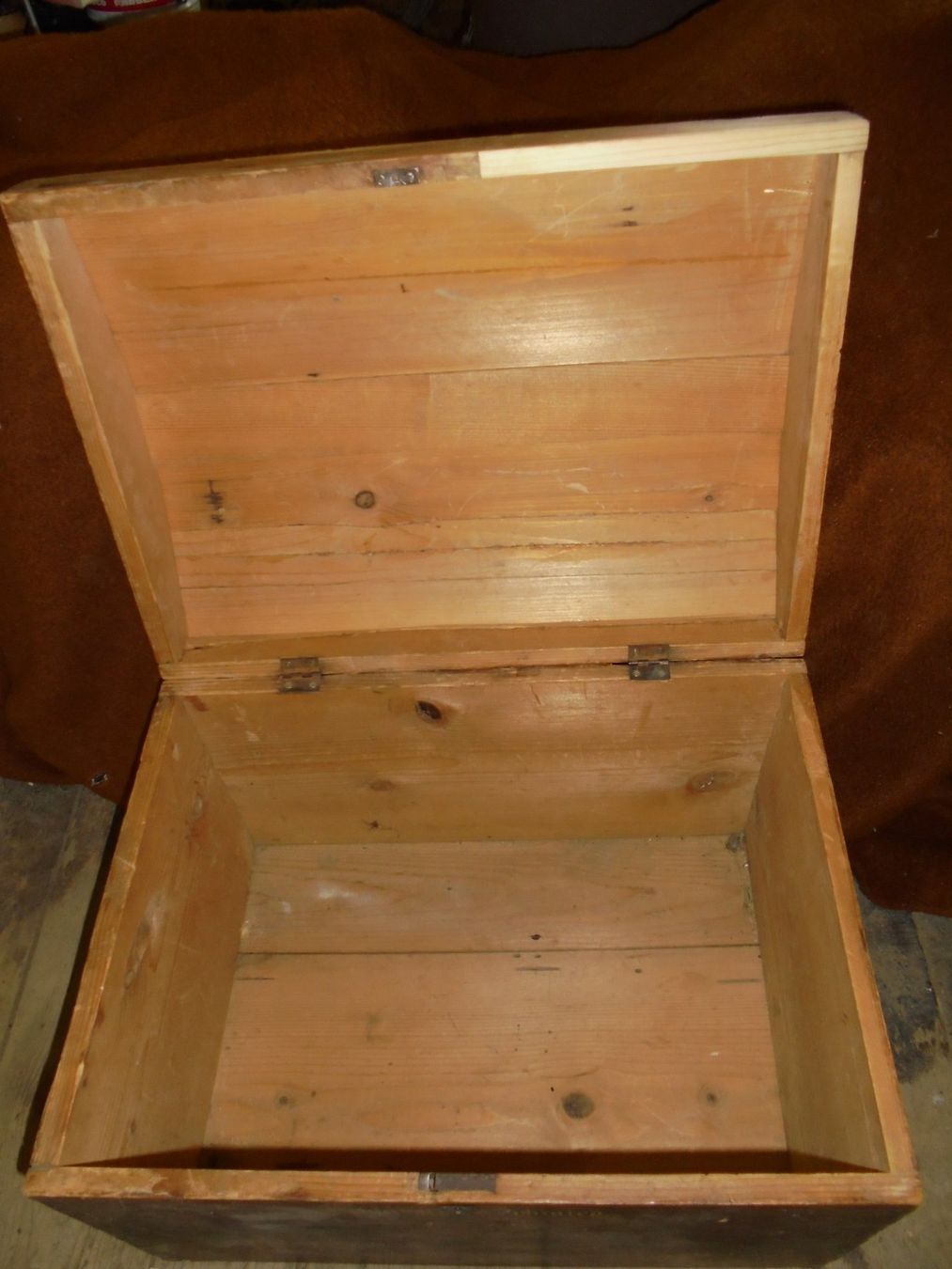 Coffres: alte kleine Holztruhe 1859 – D'occasion à Rüschegg-Heubach par Ofen111 4