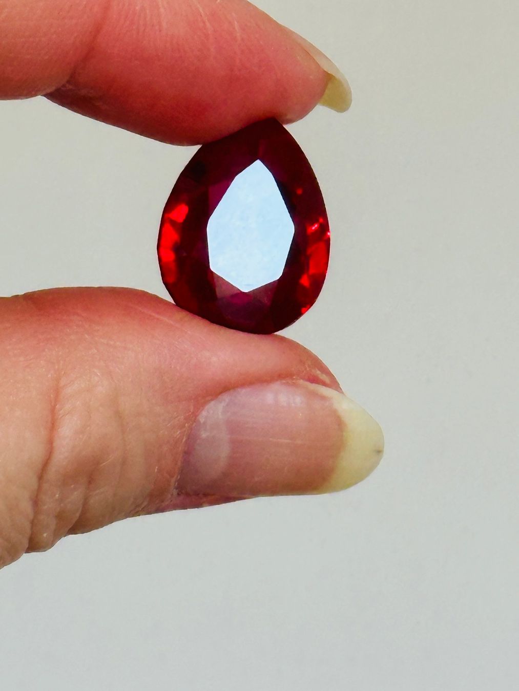 Pietre preziose: 20.45 Cts Certified – Nuovo e nell'imballaggio originale da Genève venduto da AWWA 3