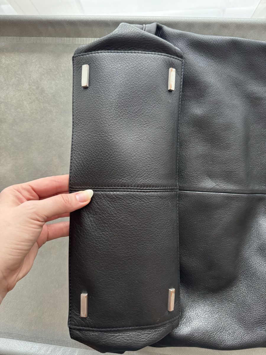 Calvin Klein Borse da donna: Schwarze Ledertasche Calvin Klein, geräumig & stylisch – Usato da Baden venduto da CompraCaro 4