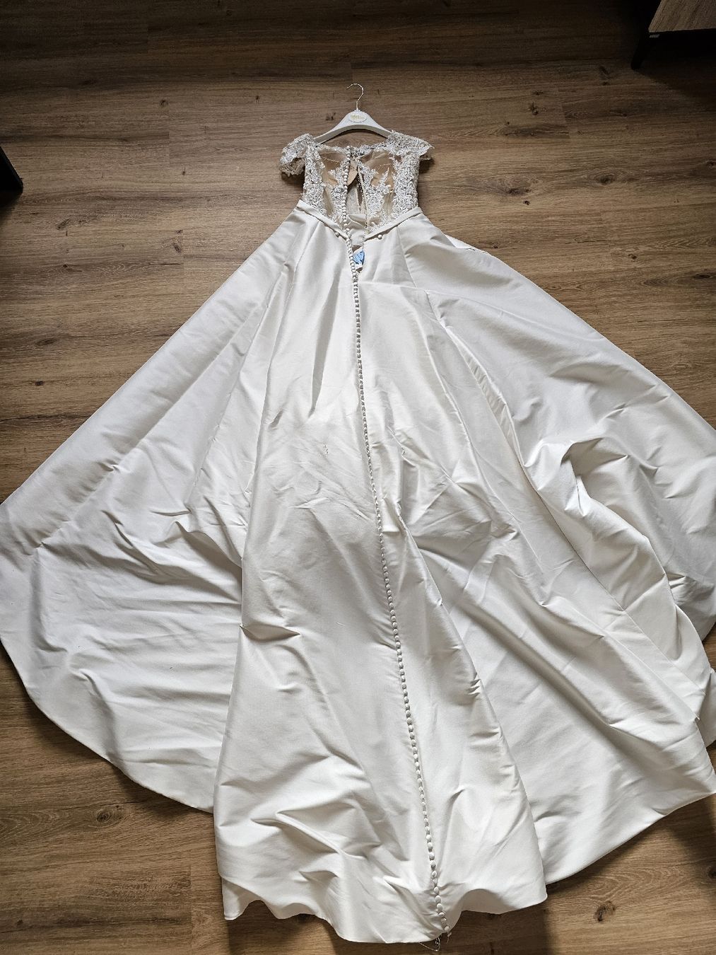 Vestiti: Wunderschönes Brautkleid, Grösse 42, Einmal getragen! – Usato da Engwang venduto da gan_r7c7 4