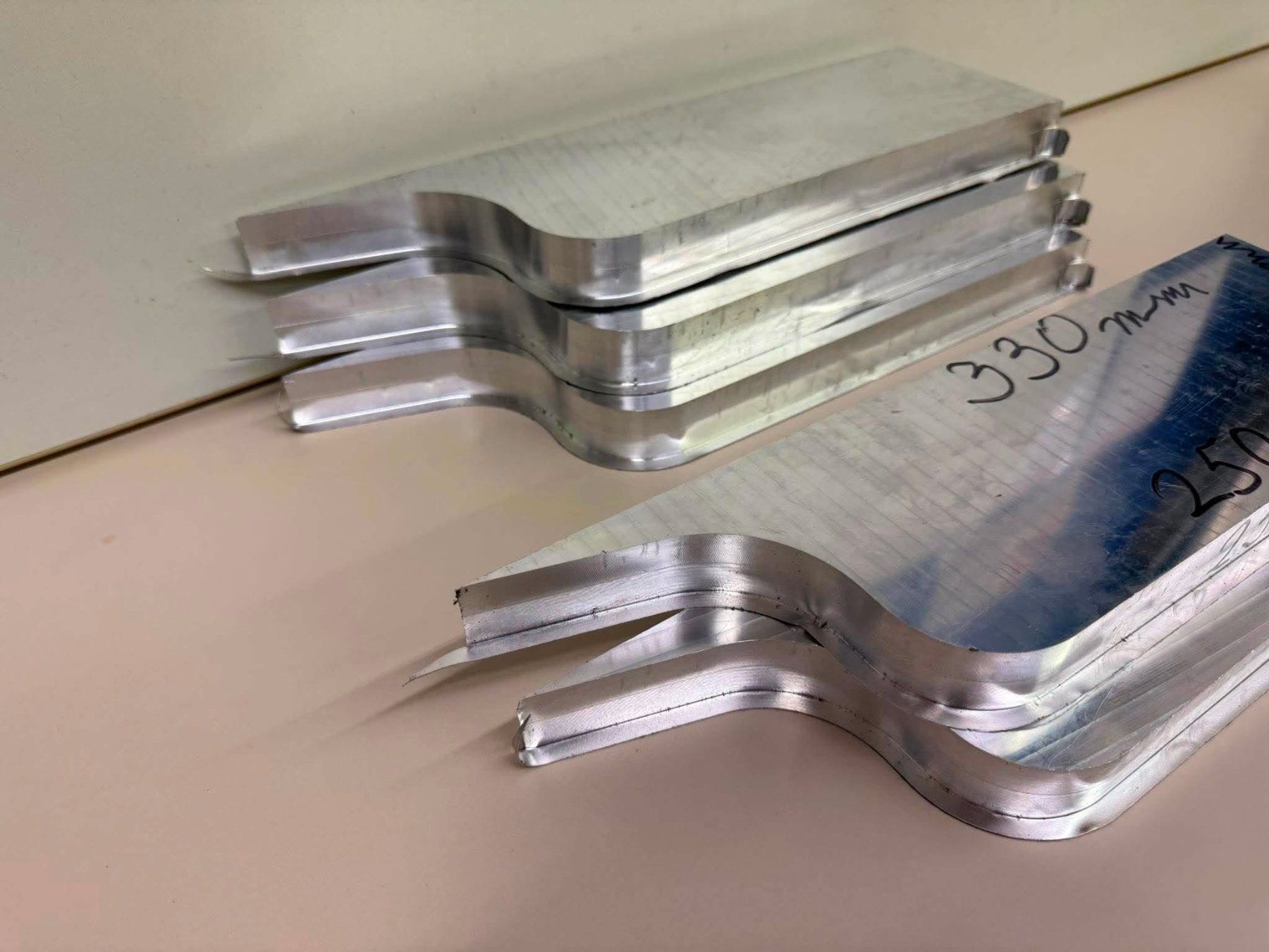 Tutti gli attrezzi: Aluminium Rohmaterial Reststücke 9.3 kg – Usato da Winterthur venduto da Joe1001 1