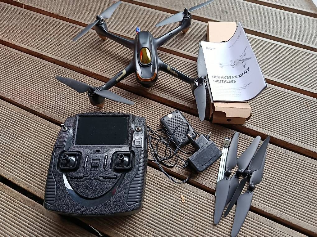 Hubsan RC Kits de montage: Hubsan H501S Drohne – D'occasion à Balzers par Tribel1 3