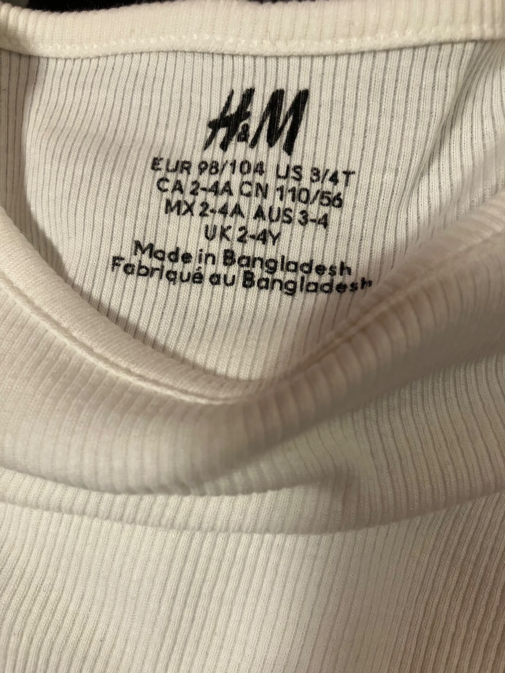 H&M Lotti & Set di vestiti: Langarmshirts H&M 98/104 - 2 Stk. – Nuovo (secondo la descrizione) da Gattikon venduto da stri_lgs79 3