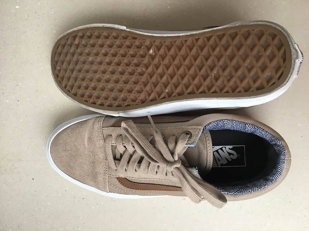 Scarpe da uomo: Baskets VANS Old Skool neuves T39 – Usato da Ecublens VD venduto da r0c_872m 1