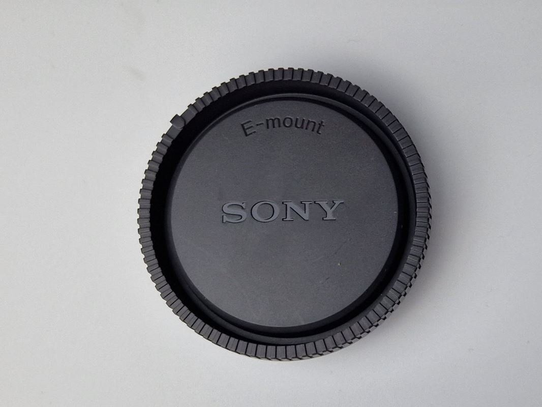 Sony Obiettivi: SONY Objektivdeckel "ALC-R1EM" – Usato da Muhen venduto da Restwert_Muhen