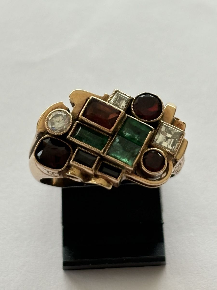 Ringe: Ring Gelbgold / Edelsteine 14 Karat – Gebraucht aus Langnau am Albis von flusspflege 1