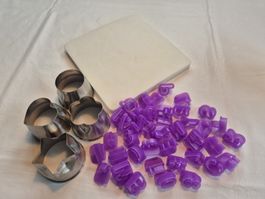 Backset Ausstechformen Buchstaben und Formen Set gebraucht